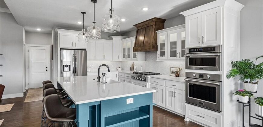 2211 Foxtail Drive, Kearney, MO 64060