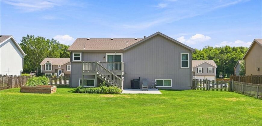 13710 Hunter Drive, Platte City, MO 64079