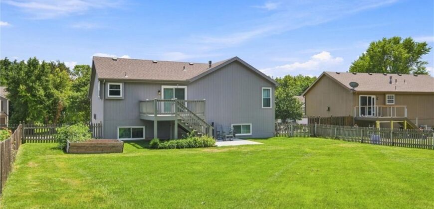 13710 Hunter Drive, Platte City, MO 64079