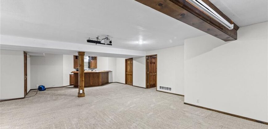 6209 NW 77th Street, Kansas City, MO 64151