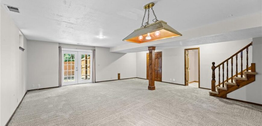 6209 NW 77th Street, Kansas City, MO 64151