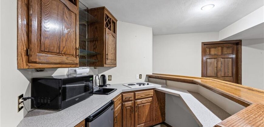 6209 NW 77th Street, Kansas City, MO 64151