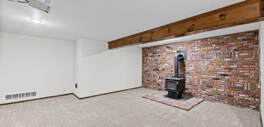 6209 NW 77th Street, Kansas City, MO 64151