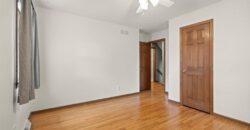 7211 N HIGHLAND Avenue, Gladstone, MO 64118