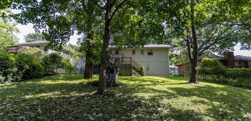 5822 NW Aspen Lane, Kansas City, MO 64152