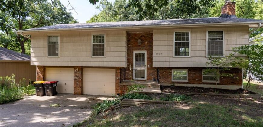 5822 NW Aspen Lane, Kansas City, MO 64152