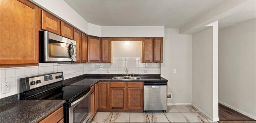 5138 N CORRINGTON Avenue, Kansas City, MO 64119