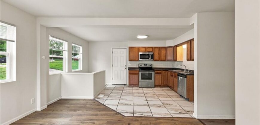 5138 N CORRINGTON Avenue, Kansas City, MO 64119