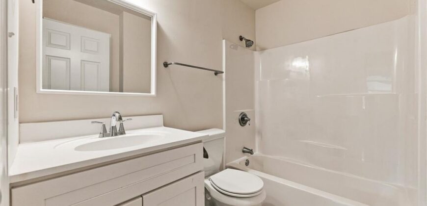 5138 N CORRINGTON Avenue, Kansas City, MO 64119