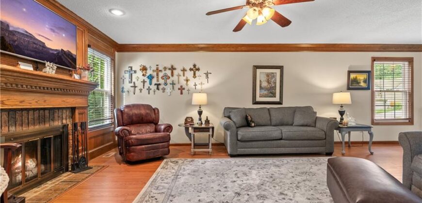 3907 73rd Street, Kansas City, MO 64151