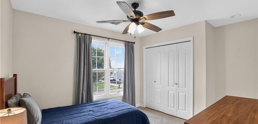 11008 N Farley Avenue, Kansas City, MO 64157