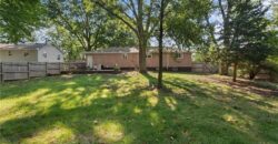 102 Highland Drive, Smithville, MO 64089