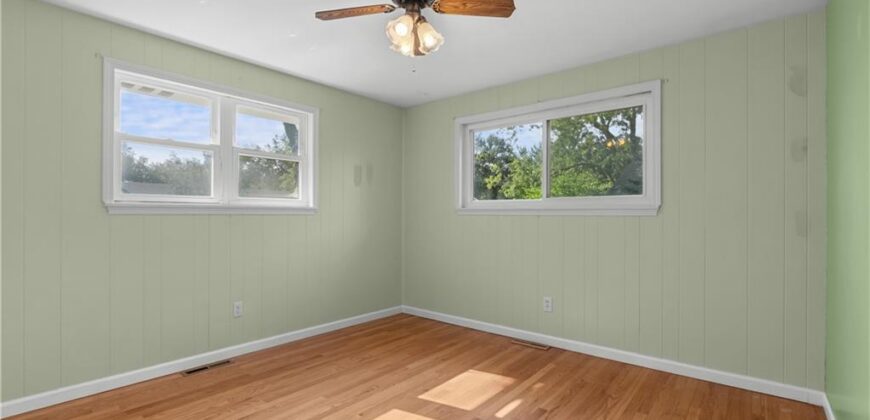 102 Highland Drive, Smithville, MO 64089