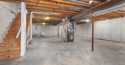 500 S Commercial Avenue, Smithville, MO 64089