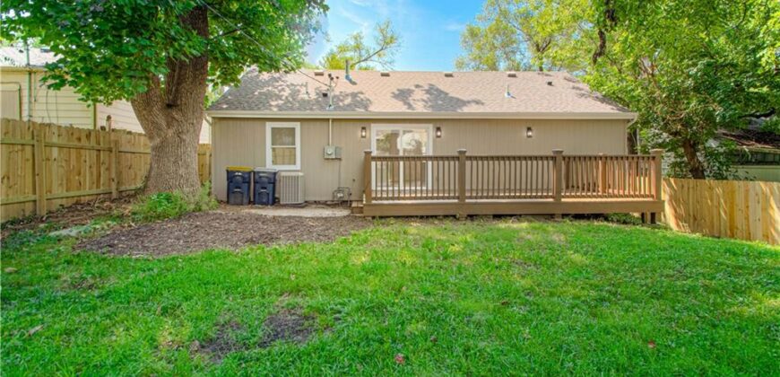 908 NE 44th Street, Kansas City, MO 64116