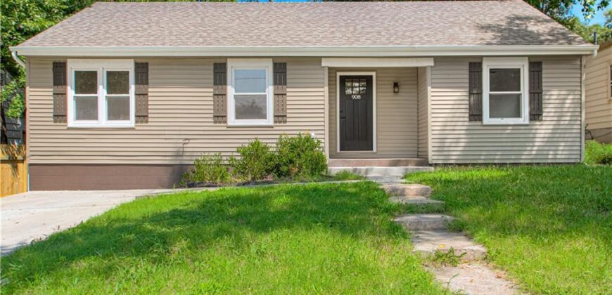908 NE 44th Street, Kansas City, MO 64116