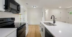 908 NE 44th Street, Kansas City, MO 64116
