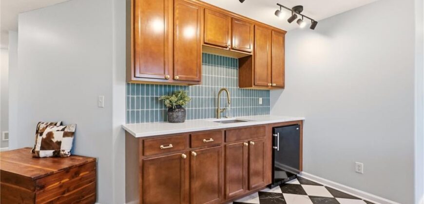 20207 NE 102nd Street, Liberty, MO 64068