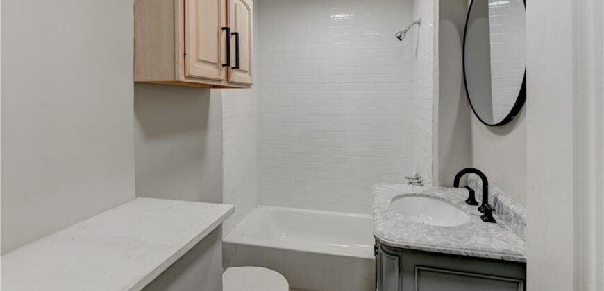 6212 Eugene Field Road, Kansas City, MO 64119
