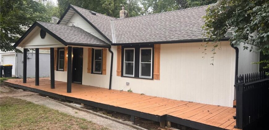 6212 Eugene Field Road, Kansas City, MO 64119