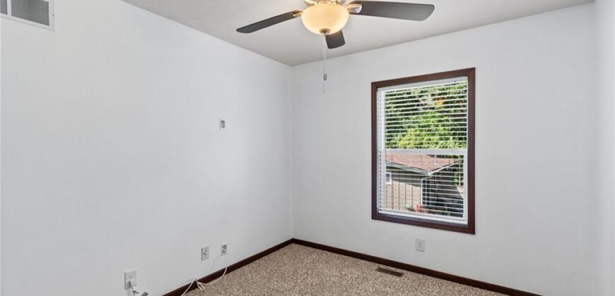 1108 NE 52nd Terrace, Kansas City, MO 64118