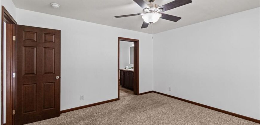 1108 NE 52nd Terrace, Kansas City, MO 64118