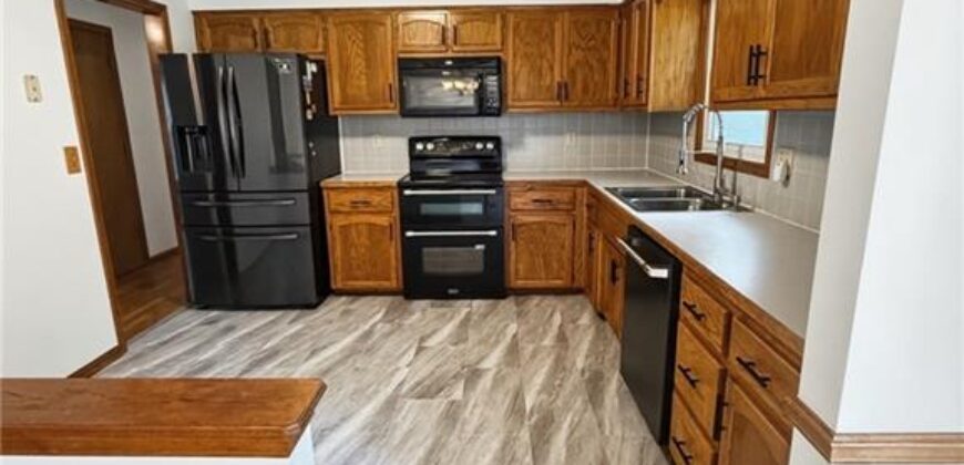 1607 NE 114 Street, Kansas City, MO 64155