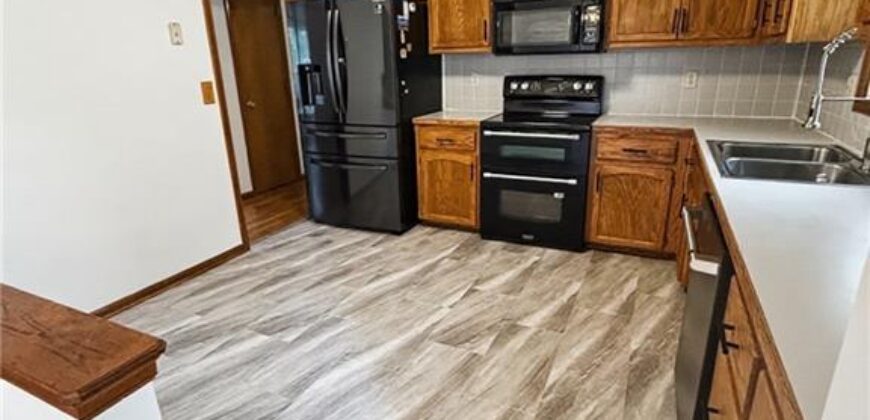 1607 NE 114 Street, Kansas City, MO 64155