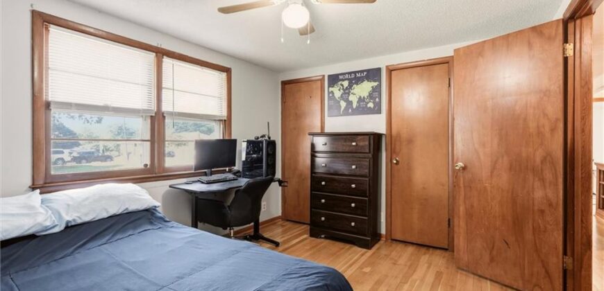 304 NE 88th Street, Kansas City, MO 64155