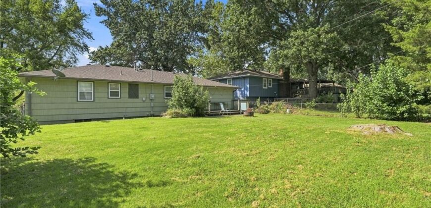 304 NE 88th Street, Kansas City, MO 64155