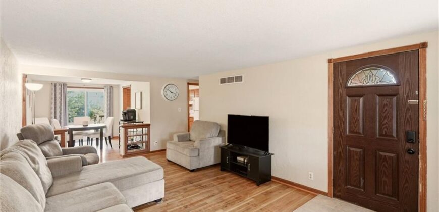 304 NE 88th Street, Kansas City, MO 64155