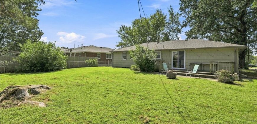 304 NE 88th Street, Kansas City, MO 64155