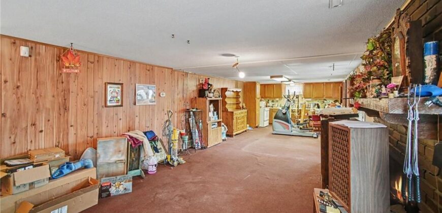 420 Glendale Road, Liberty, MO 64068