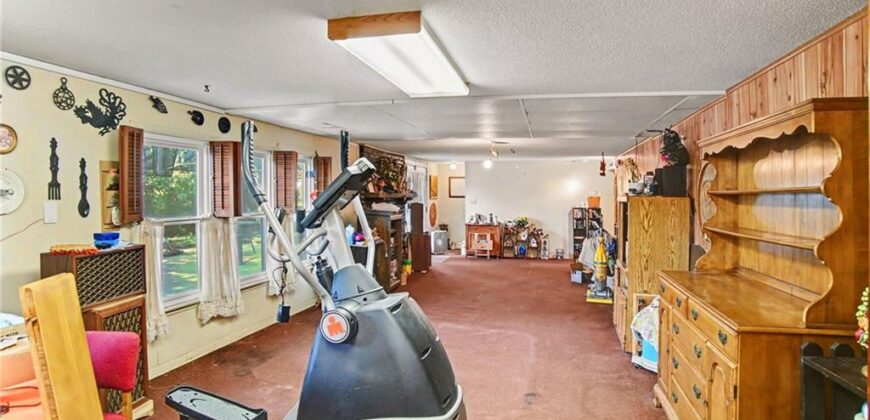 420 Glendale Road, Liberty, MO 64068