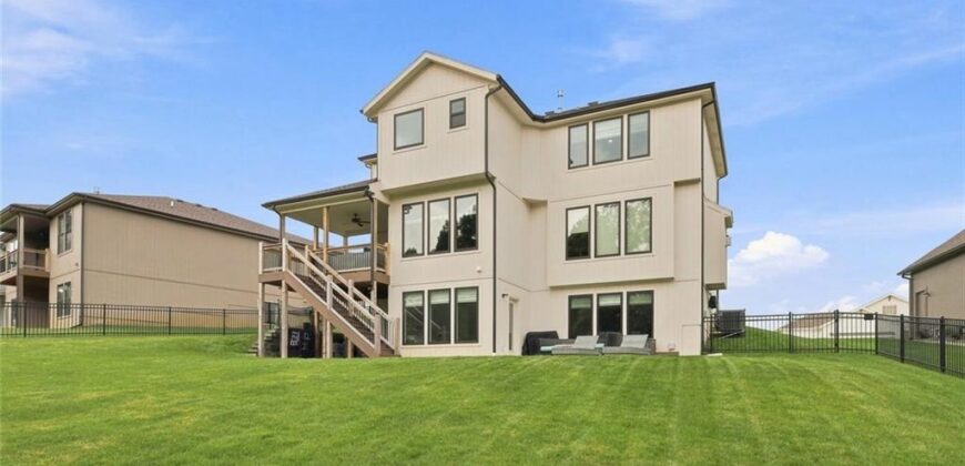 12455 NW Appaloosa Street, Platte City, MO 64079