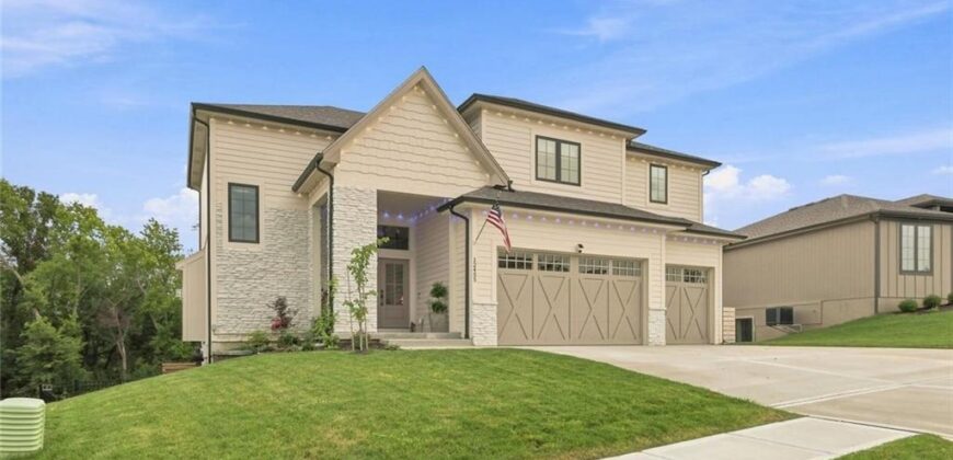 12455 NW Appaloosa Street, Platte City, MO 64079