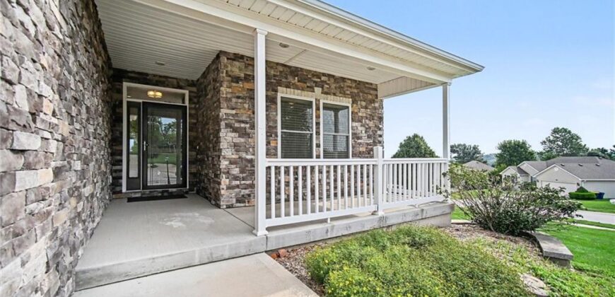 304 Prairie Rose Circle, Smithville, MO 64089