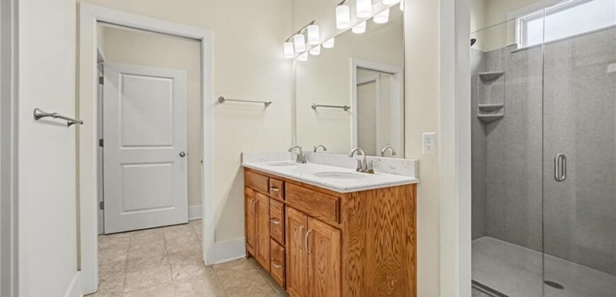 304 Prairie Rose Circle, Smithville, MO 64089