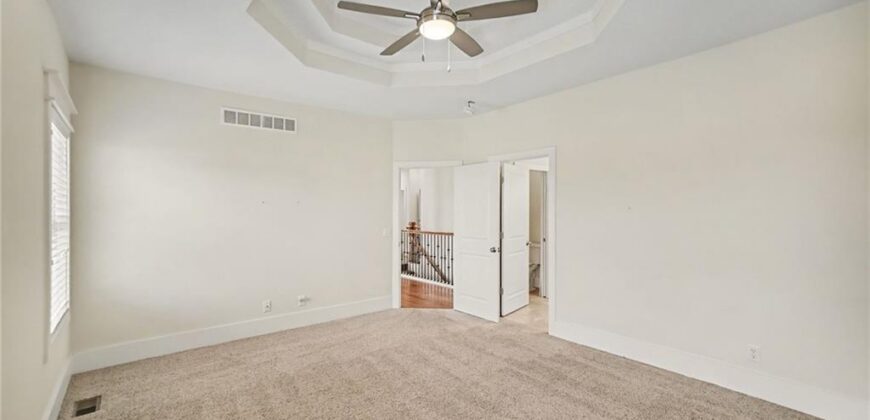 304 Prairie Rose Circle, Smithville, MO 64089