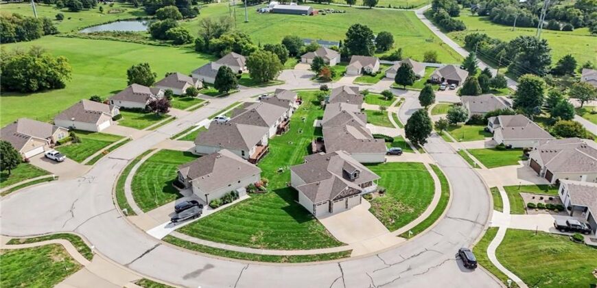 304 Prairie Rose Circle, Smithville, MO 64089