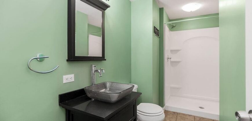 5001 NW High Drive, Riverside, MO 64150