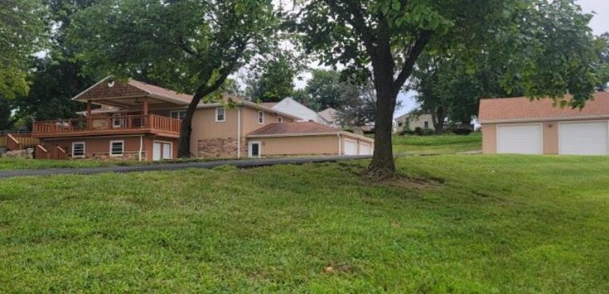5001 NW High Drive Drive, Riverside, MO 64150