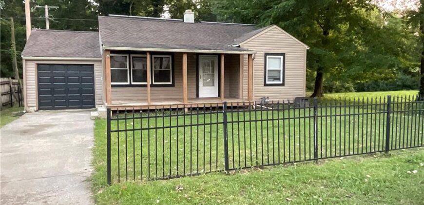 1111 NE 43rd Street, Kansas City, MO 64116