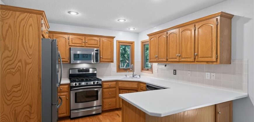 9431 N Monroe Court, Kansas City, MO 64156