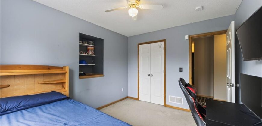 9431 N Monroe Court, Kansas City, MO 64156