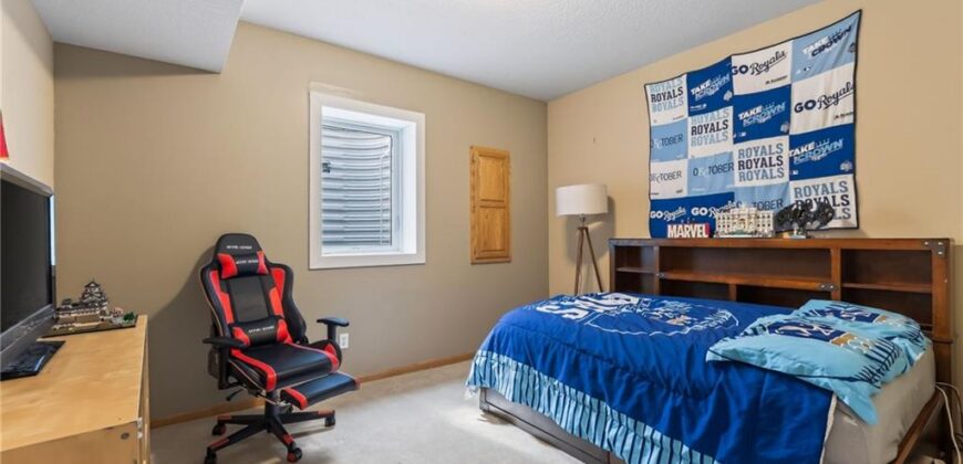 9431 N Monroe Court, Kansas City, MO 64156