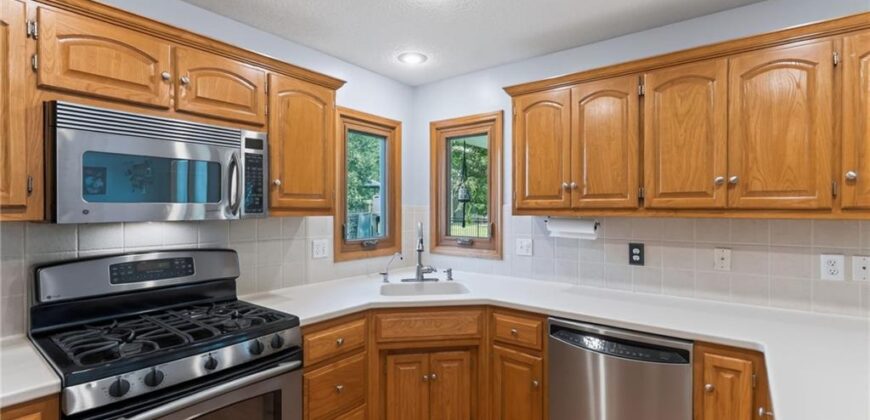 9431 N Monroe Court, Kansas City, MO 64156
