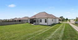 10931 N Bristol Avenue, Kansas City, MO 64156