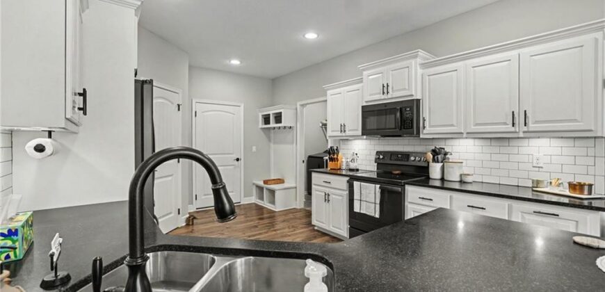 10931 N Bristol Avenue, Kansas City, MO 64156