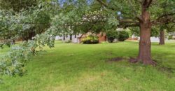 201 Mesa Drive, Smithville, MO 64089